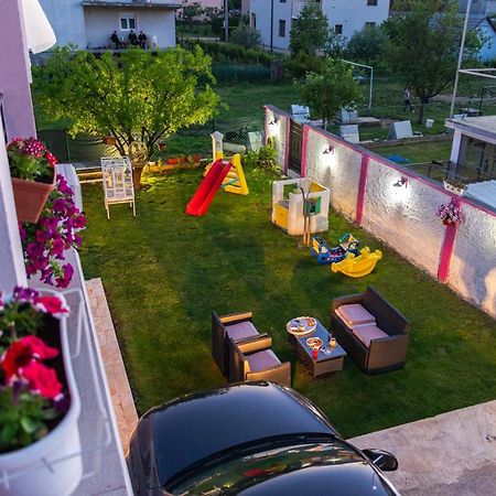 Apartman Mona Podgorica Esterno foto