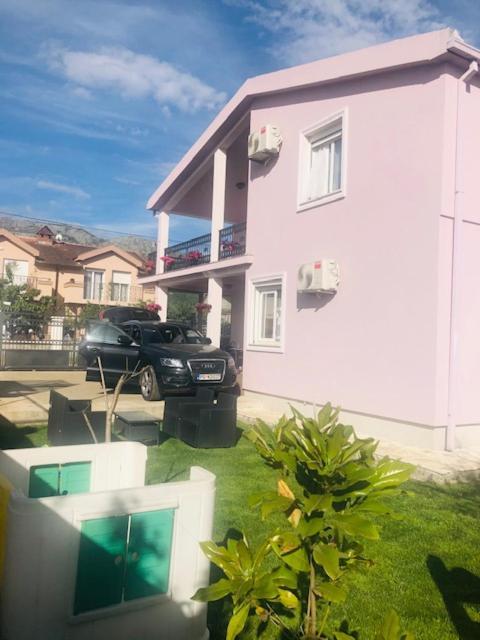 Apartman Mona Podgorica Esterno foto