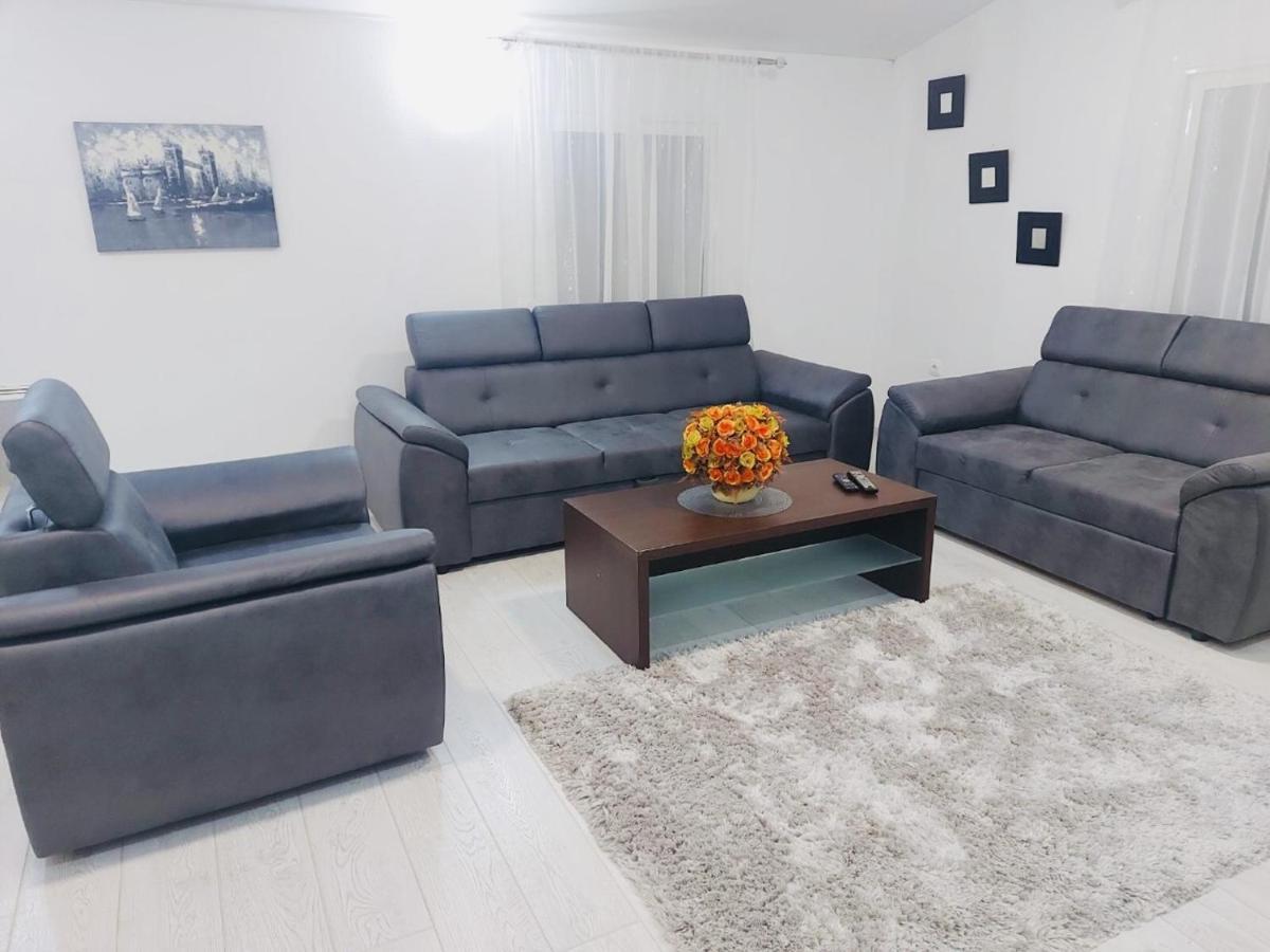 Apartman Mona Podgorica Esterno foto