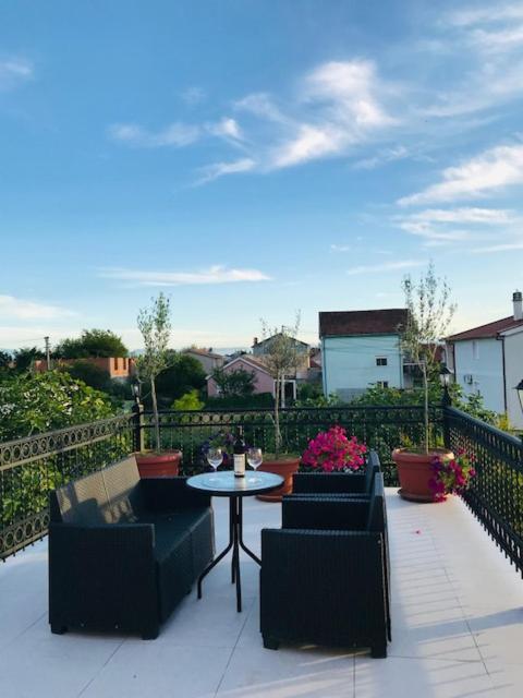 Apartman Mona Podgorica Esterno foto