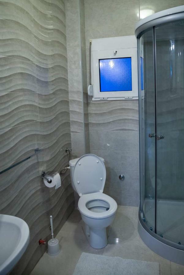 Apartman Mona Podgorica Esterno foto